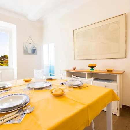 Apartment Casaviva - Sunshine Bilo In Nervi With Ac Genua